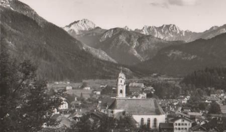 Mittenwald gegen Tirolerberge - ca. 1955 Mittenwald gegen Tirolerberge - ca. 1955