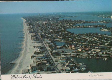 USA - Madeira Beach - Looking north - 1981 USA - Madeira Beach - Looking north - 1981
