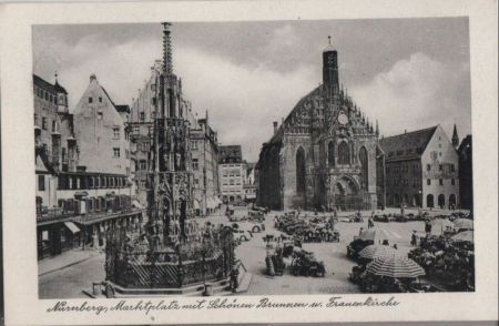 Nürnberg - Marktplatz mit Schönem Brunnen - 1951 Nürnberg - Marktplatz mit Schönem Brunnen - 1951