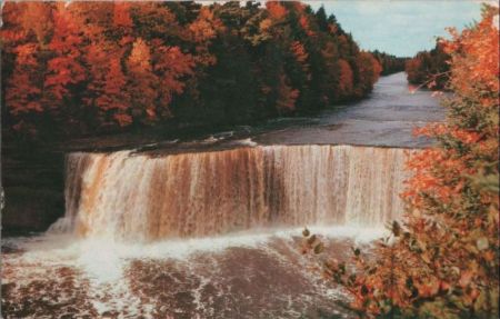 USA - Tahquamenon River - Upper Falls - ca. 1990 USA - Tahquamenon River - Upper Falls - ca. 1990