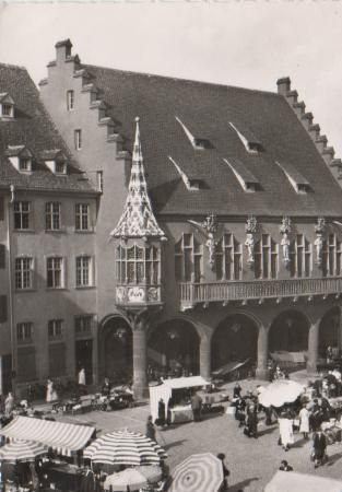 Freiburg - Markt beim historischen Kaufhaus - 1971 Freiburg - Markt beim historischen Kaufhaus - 1971