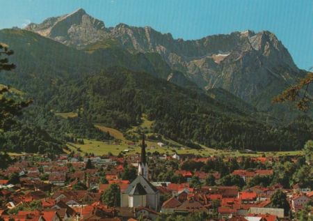 Garmisch-Partenkirchen - mit Wettersteingebirge - ca. 1980 Garmisch-Partenkirchen - mit Wettersteingebirge - ca. 1980