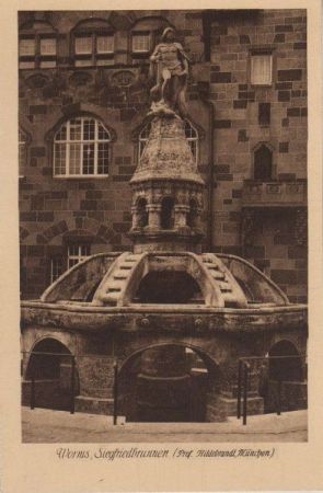 Worms - Siegfriedbrunnen - ca. 1935 Worms - Siegfriedbrunnen - ca. 1935