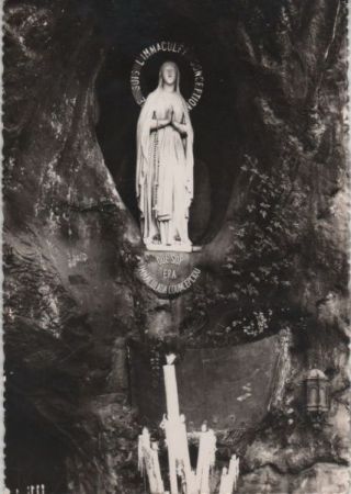 Frankreich - Lourdes - La Grotte Miraculeuse - ca. 1965 Frankreich - Lourdes - La Grotte Miraculeuse - ca. 1965