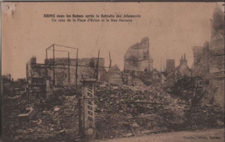 Frankreich - Reims - dans les Ruines apres la Retraite des Allemands - ca. 1920 Frankreich - Reims - dans les Ruines apres la Retraite des Allemands - ca. 1920