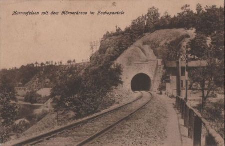 Zschopau - Harrasfelsen mit Körnerkreuz im Tal - 1924 Zschopau - Harrasfelsen mit Körnerkreuz im Tal - 1924