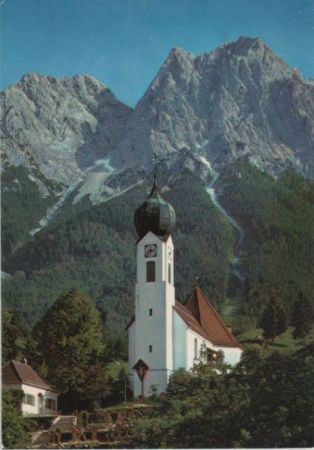 Grainau - Dorfkirche mit Waxensteinen - ca. 1975 Grainau - Dorfkirche mit Waxensteinen - ca. 1975