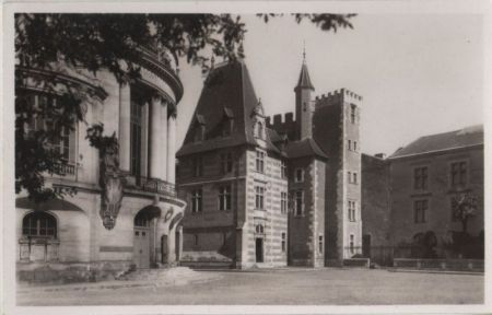 Frankreich - Agen - Le Theatre et le Musee - 1948 Frankreich - Agen - Le Theatre et le Musee - 1948