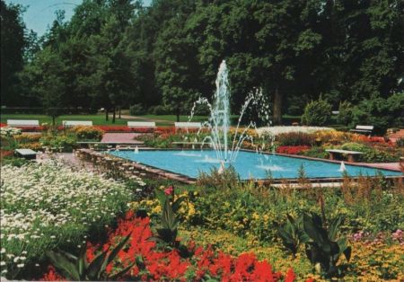 Bad Driburg - Fontäne im Kurpark - 1981 Bad Driburg - Fontäne im Kurpark - 1981