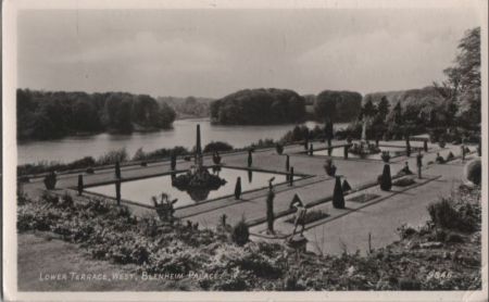 Großbritannien - Woodstock, Blenheim Palace - Lower Terrace, West - 1957 Großbritannien - Woodstock, Blenheim Palace - Lower Terrace, West - 1957