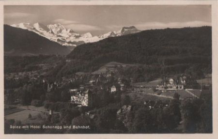 Schweiz - Spiez - mit Hotel Schonegg und Bahnhof - ca. 1955 Schweiz - Spiez - mit Hotel Schonegg und Bahnhof - ca. 1955