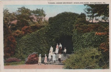 USA - Pittsburgh - Highland Park, Tunnel under Driveway - 1924 USA - Pittsburgh - Highland Park, Tunnel under Driveway - 1924