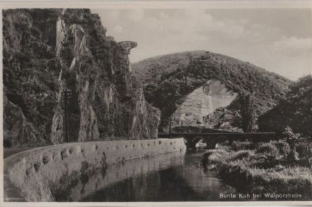 Walporzheim (OT von Bad Neuenahr-Ahrweiler) - Bunte Kuh - ca. 1955 Walporzheim (OT von Bad Neuenahr-Ahrweiler) - Bunte Kuh - ca. 1955