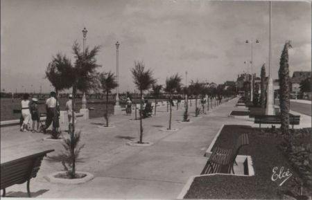 Frankreich - Arcachon - Nouveau Boulevard Promenade - 1940 Frankreich - Arcachon - Nouveau Boulevard Promenade - 1940