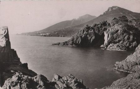 Frankreich - Cannes - Les Rochers Rouges dans le Trayas - 1952 Frankreich - Cannes - Les Rochers Rouges dans le Trayas - 1952