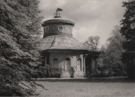 Potsdam, Sanssouci - Chinesisches Teehäuschen - 1968 Potsdam, Sanssouci - Chinesisches Teehäuschen - 1968