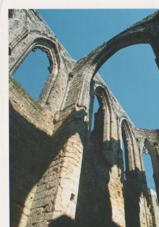 Oybin - Triumphbogen und Chor der Klosterkirche - 1999 Oybin - Triumphbogen und Chor der Klosterkirche - 1999
