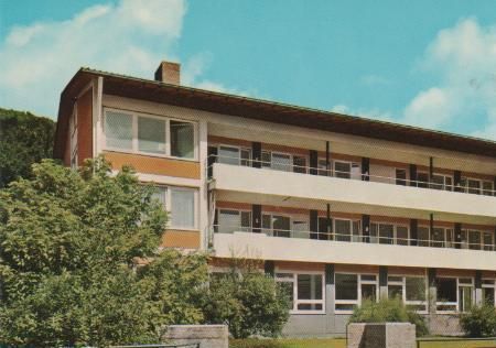 Bad Ditzenbach - Haus Hiltenburg und St. Raphael - 1985 Bad Ditzenbach - Haus Hiltenburg und St. Raphael - 1985