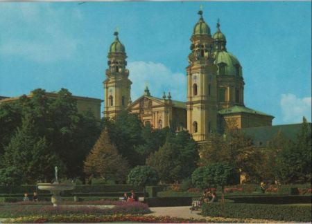 München - Theatinerkirche vom Hofgarten - 1984 München - Theatinerkirche vom Hofgarten - 1984