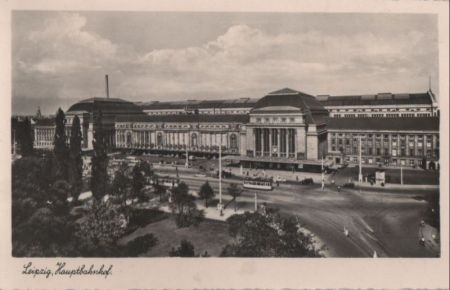 Leipzig - Hauptbahnhof - ca. 1950 Leipzig - Hauptbahnhof - ca. 1950