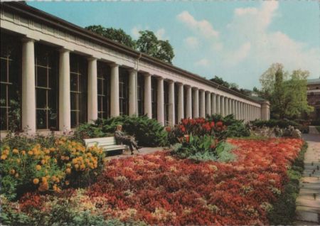 Wiesbaden - Colonnaden am Kurhaus - ca. 1965 Wiesbaden - Colonnaden am Kurhaus - ca. 1965