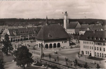 Freudenstadt - Marktplatz mit Stadt- und Rathaus - 1958 Freudenstadt - Marktplatz mit Stadt- und Rathaus - 1958