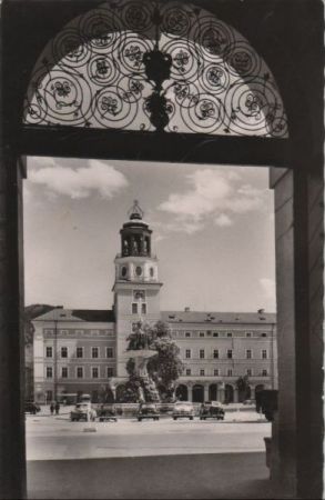 Österreich - Salzburg - Tordurchblick auf Glockenspiel - 1964 Österreich - Salzburg - Tordurchblick auf Glockenspiel - 1964