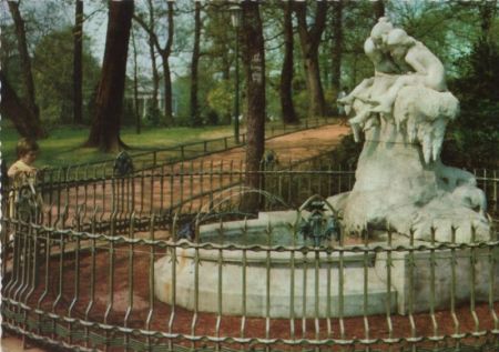 Düsseldorf - Märchenbrunnen - ca. 1980 Düsseldorf - Märchenbrunnen - ca. 1980