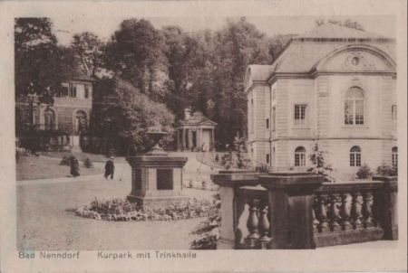 Bad Nenndorf - Kurpark mit Trinkhalle - ca. 1950 Bad Nenndorf - Kurpark mit Trinkhalle - ca. 1950