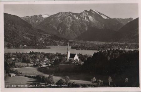 Bad Wiessee - kath. Kirche mit Bodenschneid - 1954 Bad Wiessee - kath. Kirche mit Bodenschneid - 1954