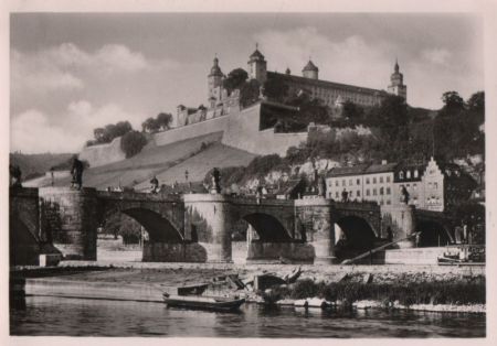 Würzburg - Alte Mainbrücke mit Festung Marienberg - ca. 1965 Würzburg - Alte Mainbrücke mit Festung Marienberg - ca. 1965