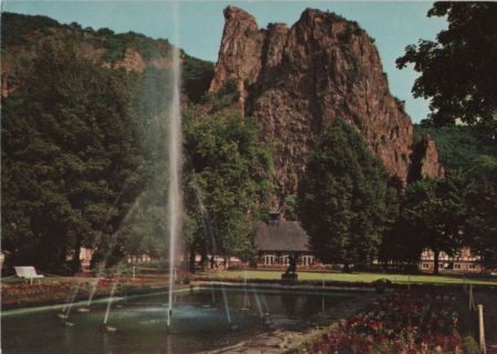 Bad Münster am Stein-Ebernburg - Kurpark mit Rheingrafenstein - ca. 1980 Bad Münster am Stein-Ebernburg - Kurpark mit Rheingrafenstein - ca. 1980