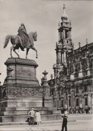 Dresden - Hofkirche mit Johann-Denkmal - 1965 Dresden - Hofkirche mit Johann-Denkmal - 1965