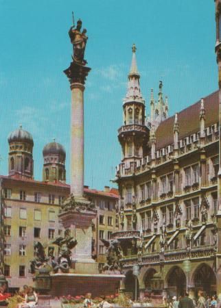 München - Mariensäule auf Marienplatz - ca. 1985 München - Mariensäule auf Marienplatz - ca. 1985