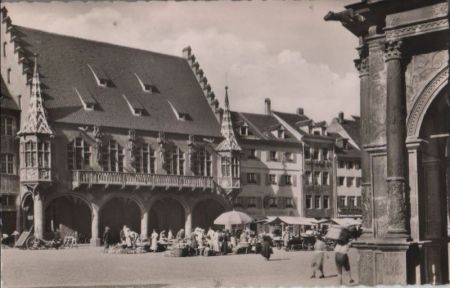 Freiburg - Münsterplatz mit histor. Kaufhaus - 1957 Freiburg - Münsterplatz mit histor. Kaufhaus - 1957