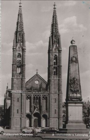 Wiesbaden - Bonifatiuskirche und Luisenplatz - 1959 Wiesbaden - Bonifatiuskirche und Luisenplatz - 1959