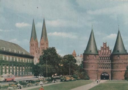 Lübeck - St. Marien und Holstentor - 1959 Lübeck - St. Marien und Holstentor - 1959