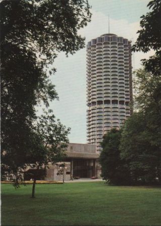 Augsburg - Hotelturm Holiday Inn - ca. 1975 Augsburg - Hotelturm Holiday Inn - ca. 1975