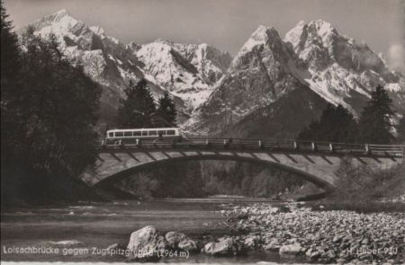 Loisach - Loisachbrücke gegen Zugspitzgruppe - 1961 Loisach - Loisachbrücke gegen Zugspitzgruppe - 1961
