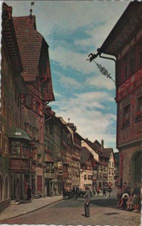 Stein am Rhein - Schweiz - Straße mit Autos Stein am Rhein - Schweiz - Straße mit Autos