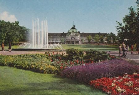 Bad Oeynhausen - Kurpark mit Leuchtfontäne - ca. 1975 Bad Oeynhausen - Kurpark mit Leuchtfontäne - ca. 1975