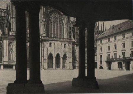Tschechien - Prag, Burg - nadvori - ca. 1960 Tschechien - Prag, Burg - nadvori - ca. 1960