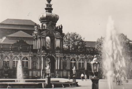 Dresden - Zwingerhof m. Kronentor - 1975 Dresden - Zwingerhof m. Kronentor - 1975