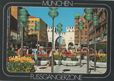 München - Fußgängerzone mit Karlstor - 1987 München - Fußgängerzone mit Karlstor - 1987