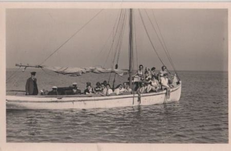 Segelschiff im Meer Segelschiff im Meer