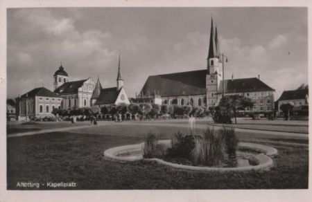 Altötting - Kapellplatz - 1952 Altötting - Kapellplatz - 1952