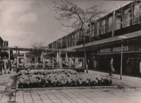 Niederlande - Rotterdam - Winkelcentrum Lijnbaan - 1961 Niederlande - Rotterdam - Winkelcentrum Lijnbaan - 1961