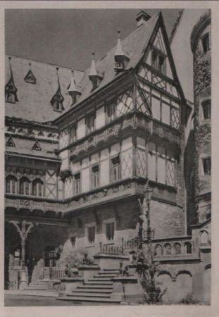 Wernigerode - Schloß, Innenhof mit Fachwerkbau - 1955 Wernigerode - Schloß, Innenhof mit Fachwerkbau - 1955
