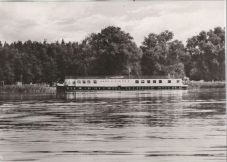 Rathenow-Semlin - Ferienschiff John Schehr Rathenow-Semlin - Ferienschiff John Schehr