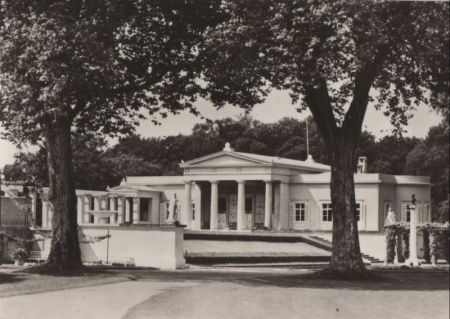 Potsdam, Sanssouci - Schloß Charlottenhof - 1984 Potsdam, Sanssouci - Schloß Charlottenhof - 1984